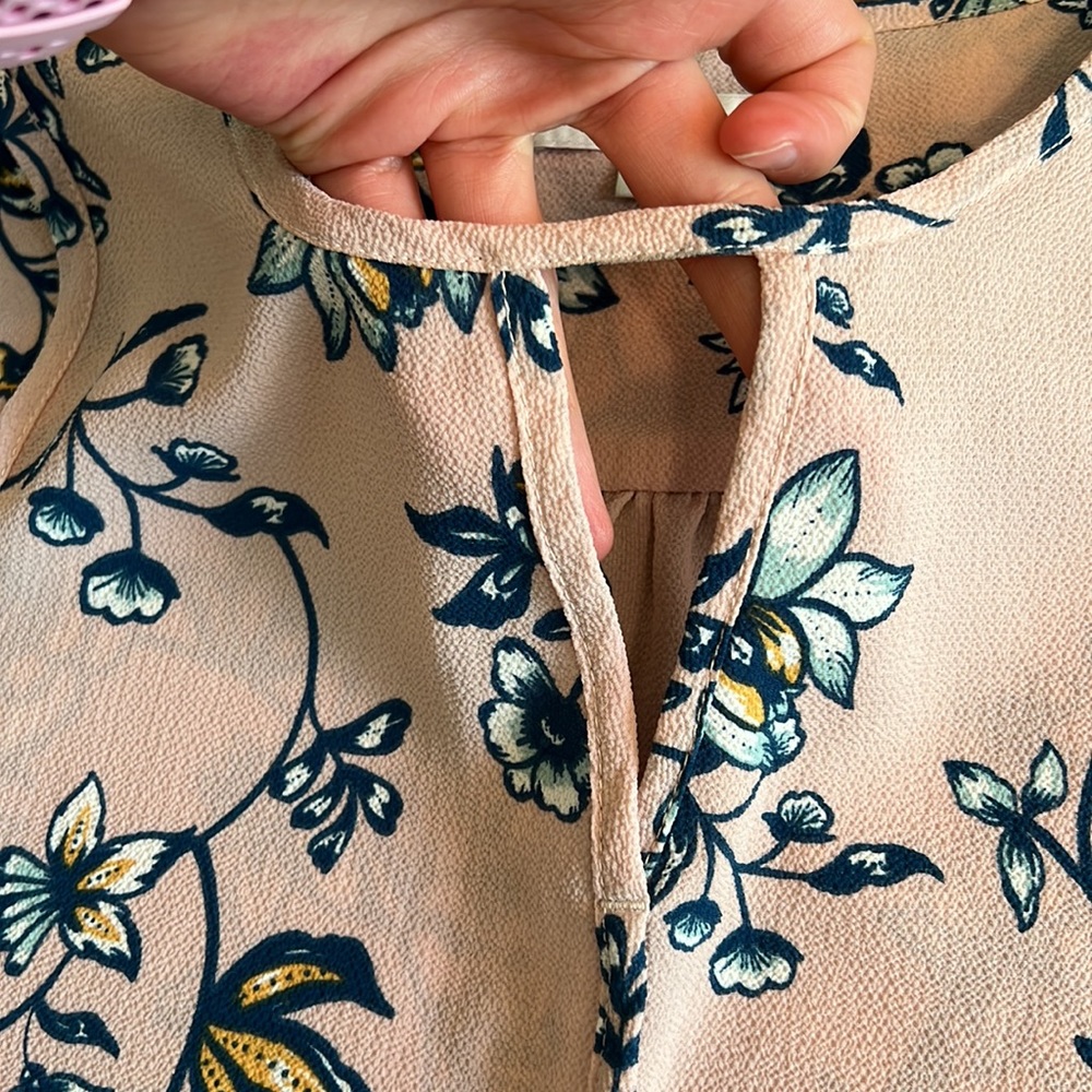 C&E Floral Tank Blouse - Picture 3 of 9